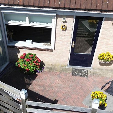 Villa Knuusje: Knus En Gastvrij! Vrouwenpolder Exterior foto